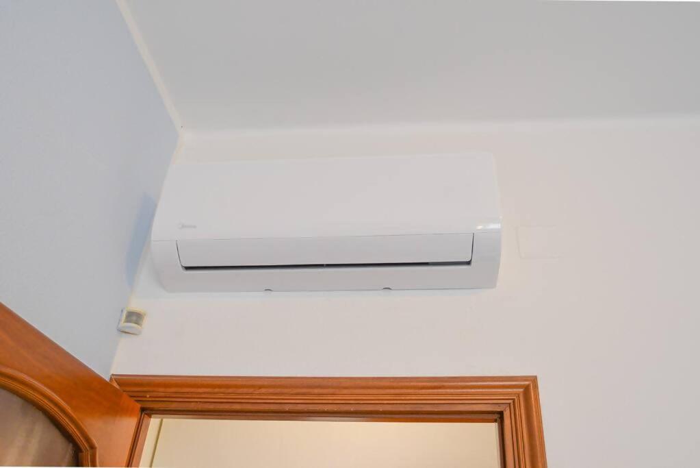 Larte Al Mare Vicino Spiaggia Con Ac E Wifi Apartment Savona Ngoại thất bức ảnh